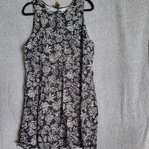Old Navy - Black & White Botanical Sundress - Size XL - NWOT